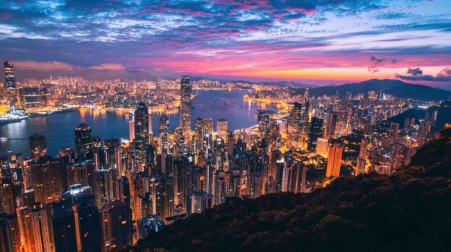Hong Kong Exports Fell Significantly in Value